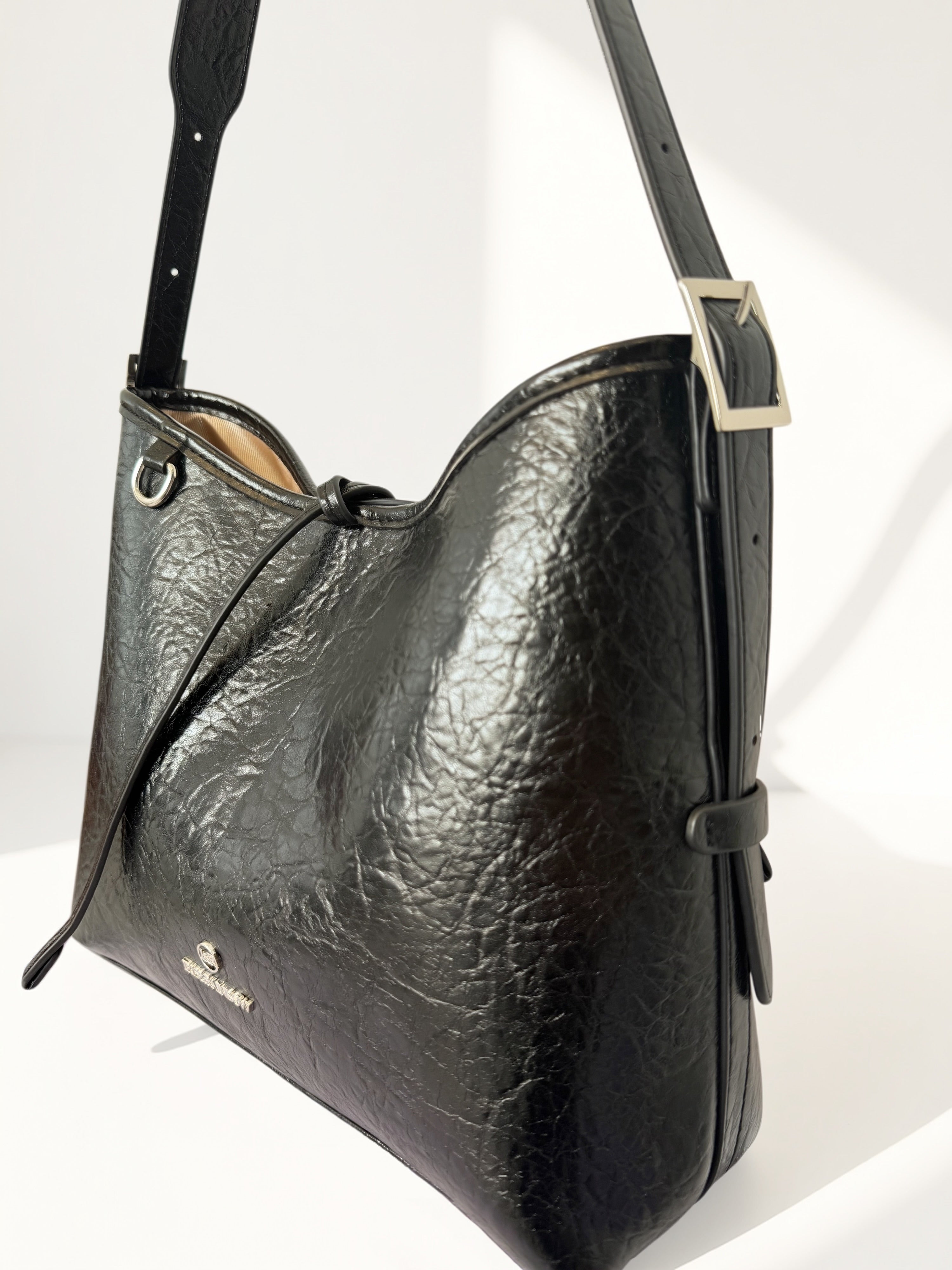 The Iris Flyby Bag (#2005) By Iris & Rainbow
