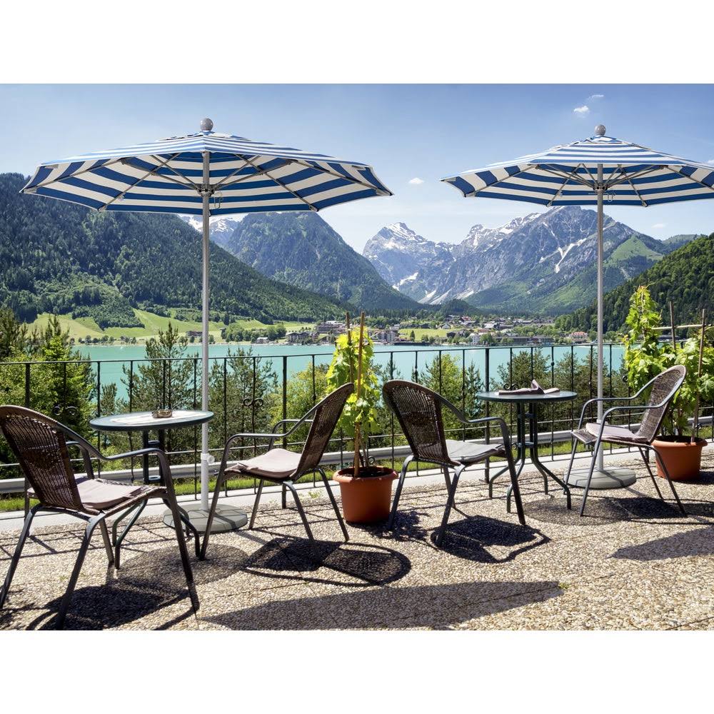 Spa 7.5' Silver Market Umbrella W364674