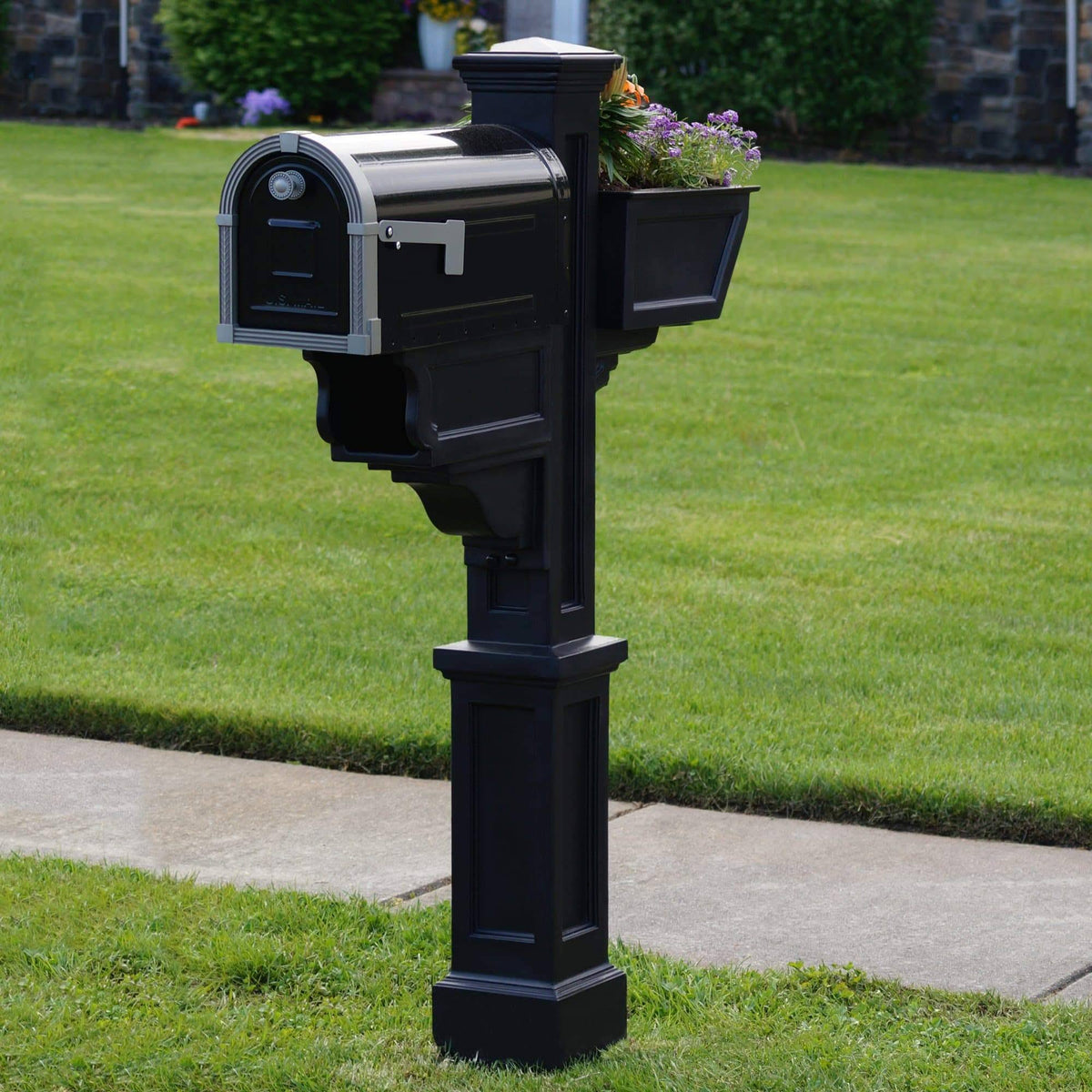 White Mail Post V805
