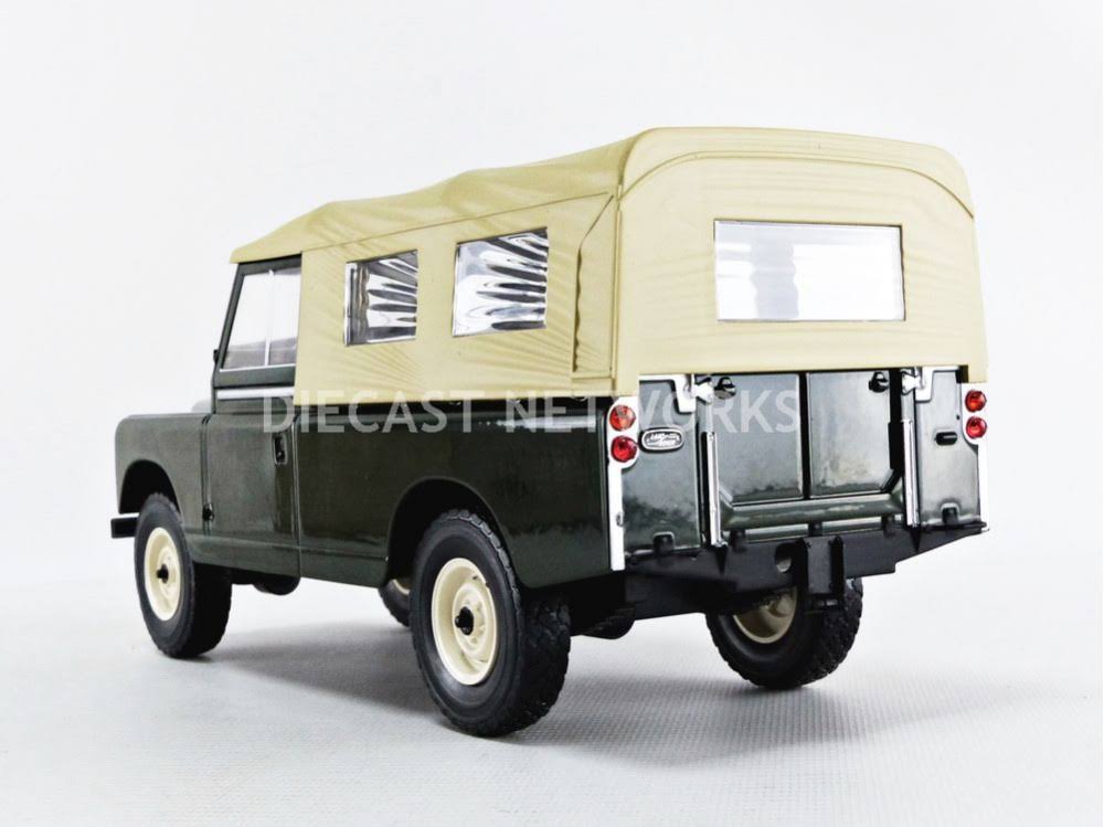 Land Rover 109 Pick Up Serie II 1/18 Green J307080