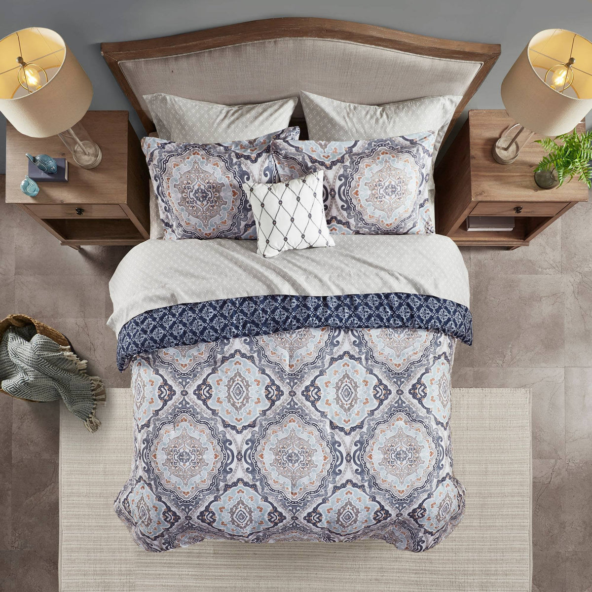 Navy King Reversible Complete Bedding Set W839592