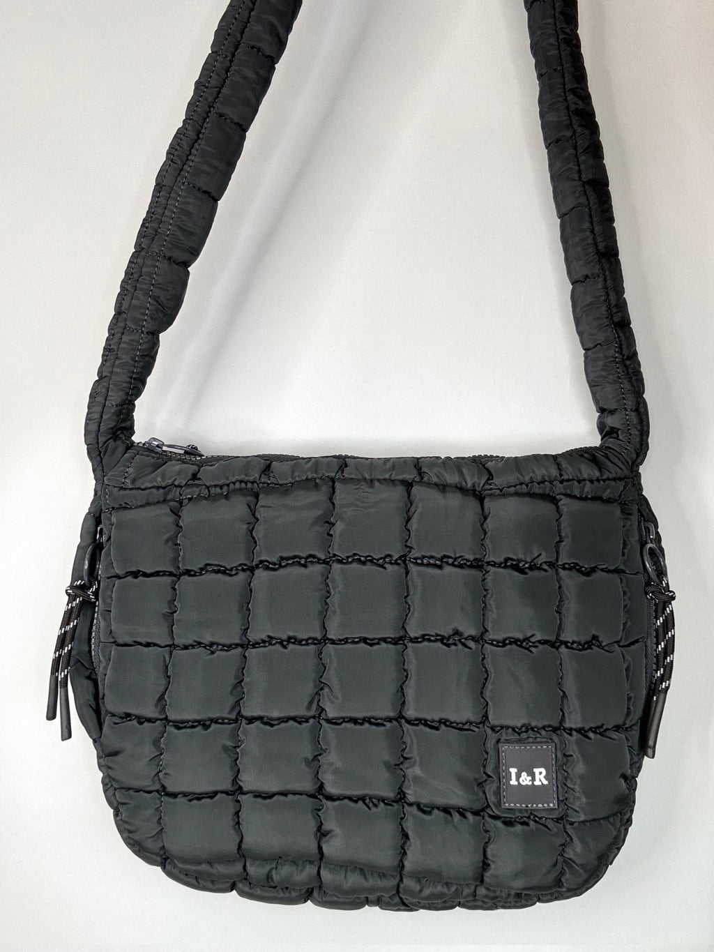 Classic Puff Iris Bag (#24230) Beautiful and Spacious - By Iris & Rainbow