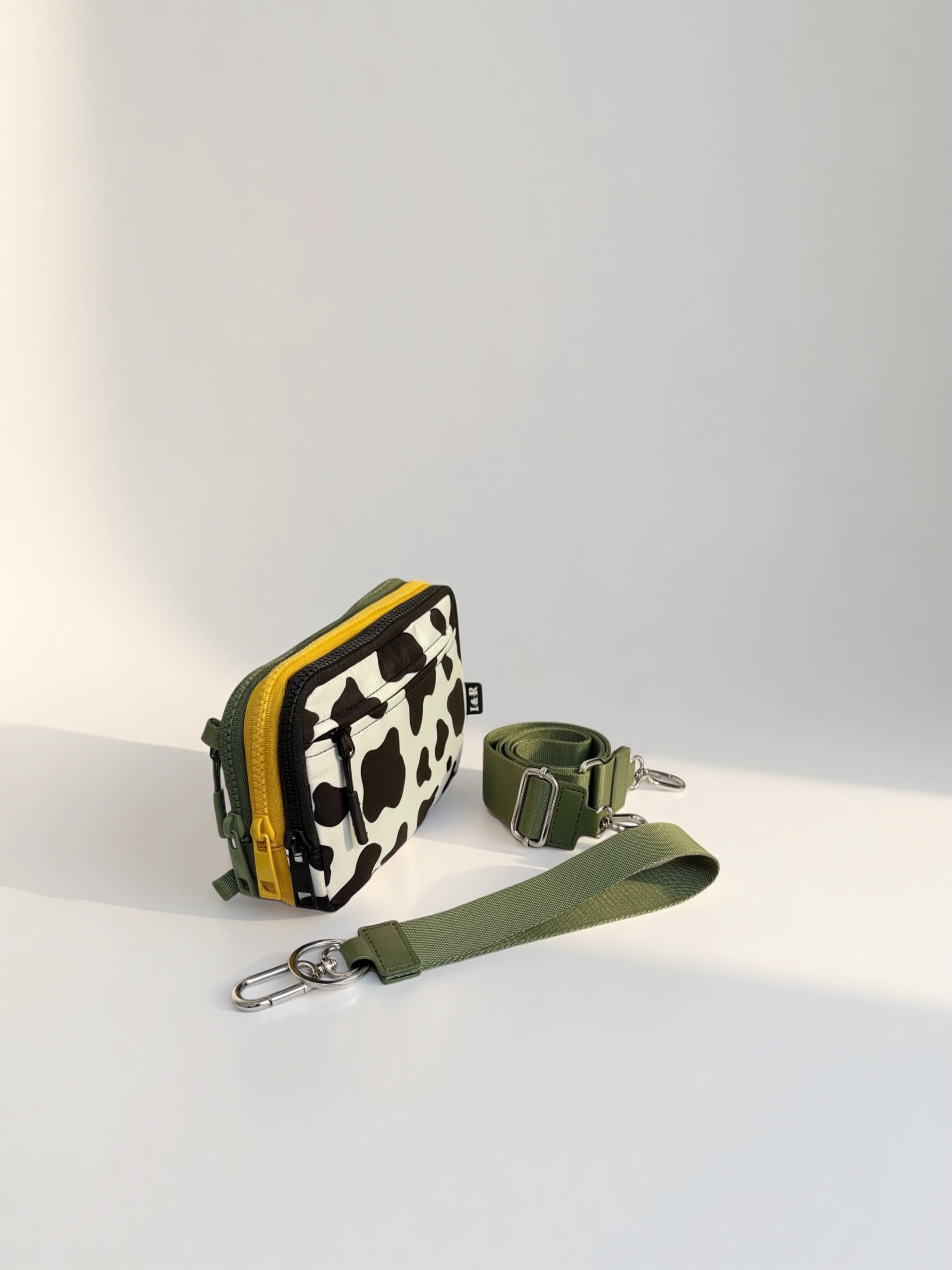Iris Trio Wallet (#8036-9) Zipper Wallet with RFID  -  By Iris & Rainbow