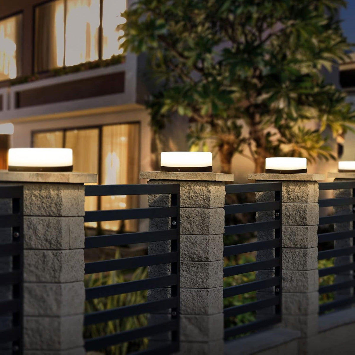 Outdoor Solar Post Cap Light, Modern LED Warm Light P37573