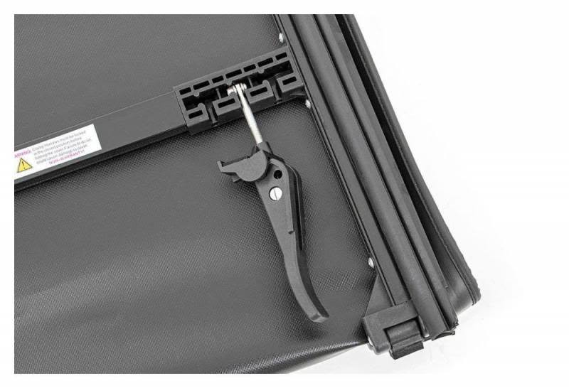 Soft Tri-Fold Tonneau Bed Cover C979