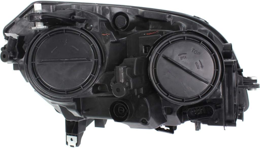 Headlight Assembly Driver and Passenger Side with Bulbs F630