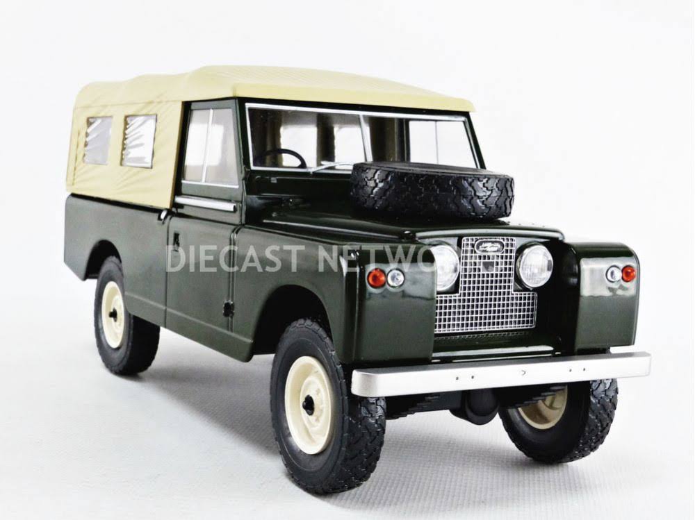 Land Rover 109 Pick Up Serie II 1/18 Green J307080