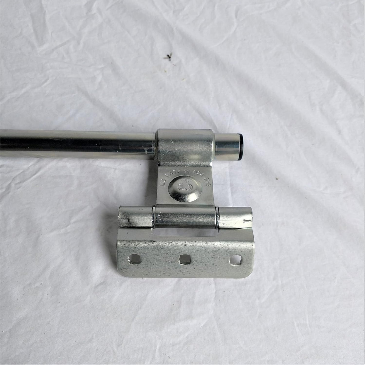 Zinc Plated Steel Trailer Door Cam Bar Latch with Mounting Hardware G50702