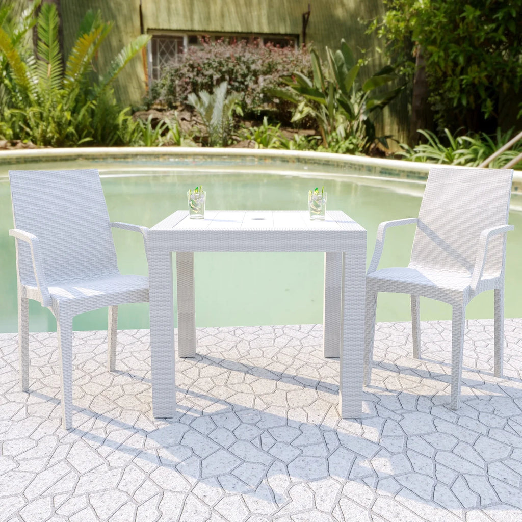 Mid-Century Indoor/Outdoor Chair L758