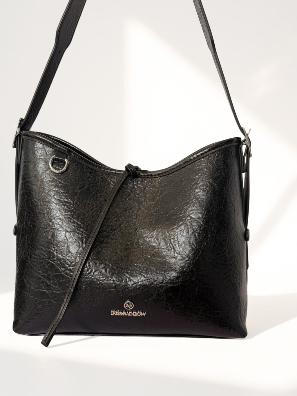 The Iris Flyby Bag (#2005) By Iris & Rainbow