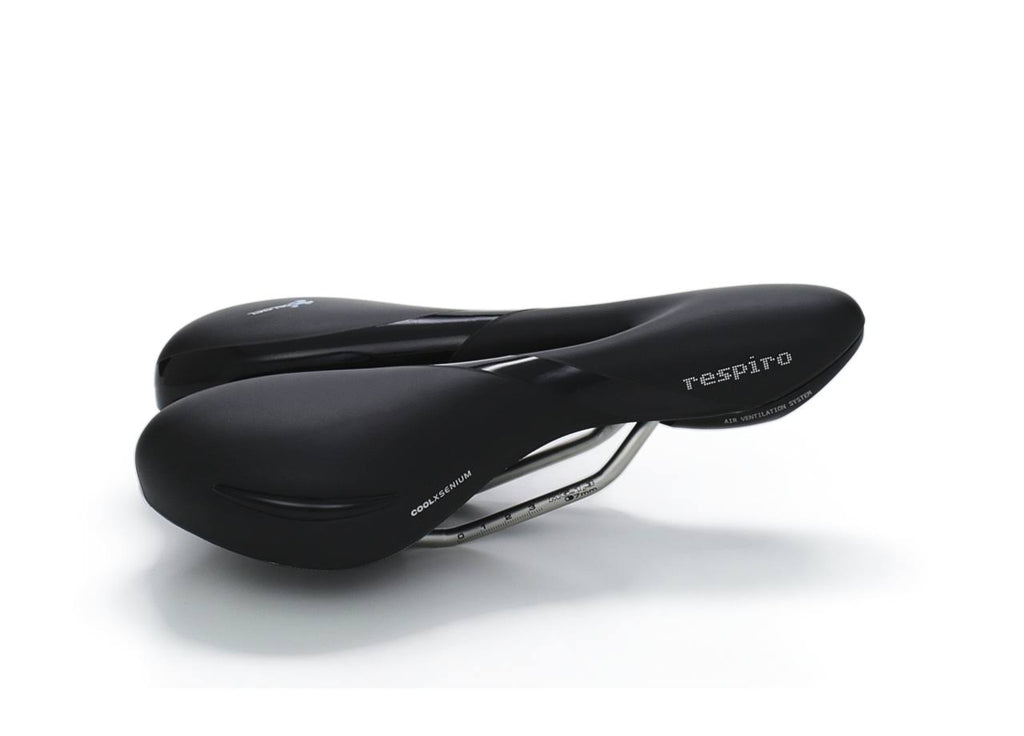 Moderate Black Saddle L945755